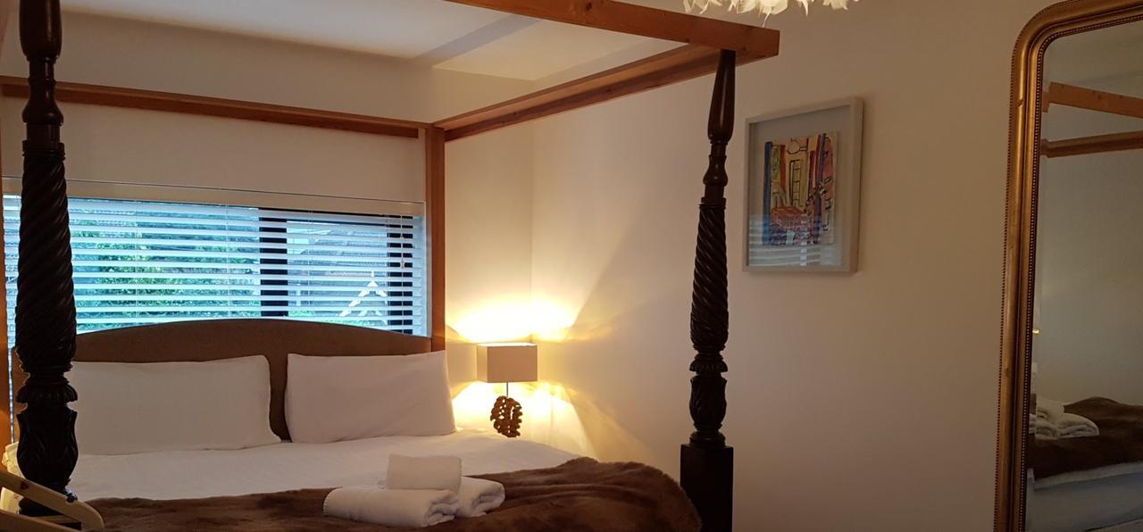 Mocha Newcastle Bed & Breakfast Galway Exterior photo